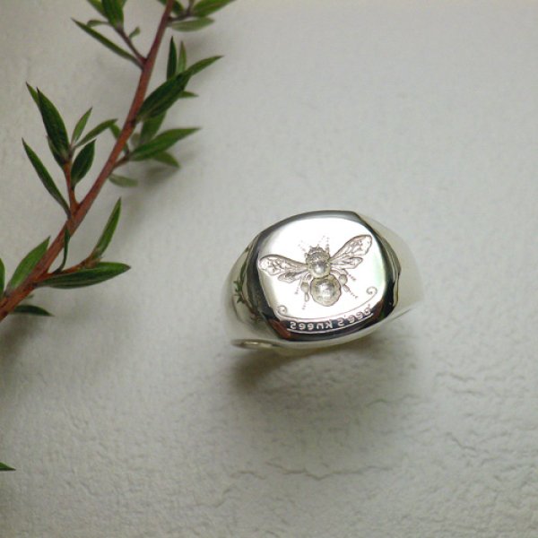 画像2: シグネット　リング　（シルバー　ハニカム蜜蜂） (2)