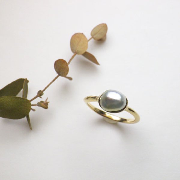 画像2: 白蝶けし　リング　（K10イエローゴールド　つるん） (2)