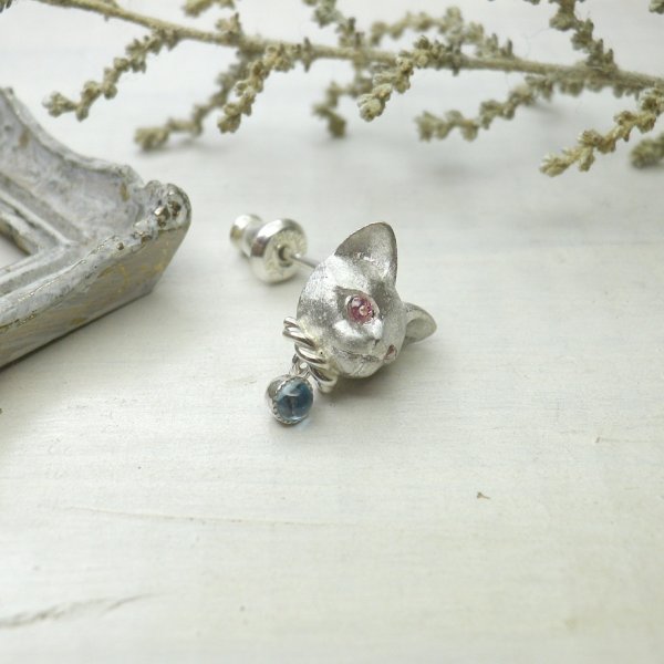 画像7: ねこのたま　ピアス　（シルバー　ピンクトルマリン・ブルートパーズ）　※片耳用です (7)